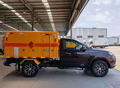 金安爆破器材运输车